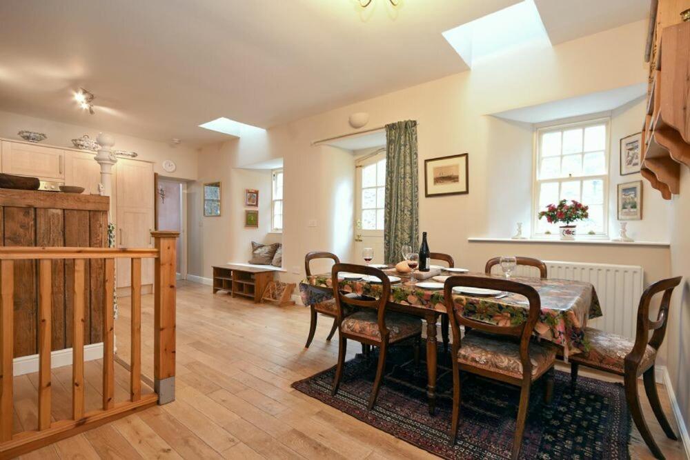 Villa Craster Tower Coach House Extérieur photo