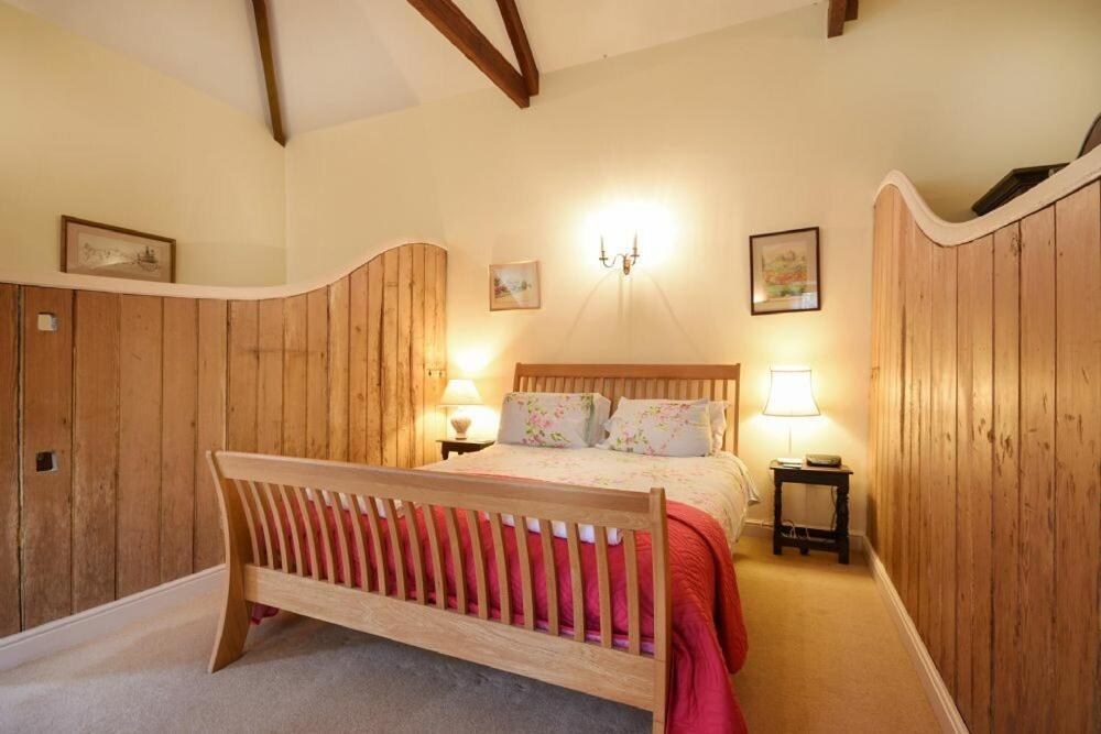 Villa Craster Tower Coach House Extérieur photo